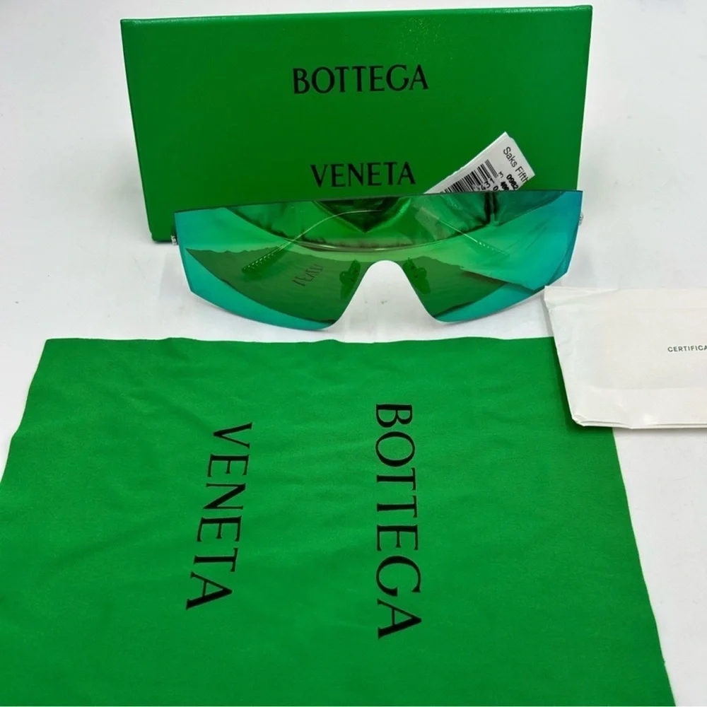 Men’s bottega Venetta futuristic shield sunglasses made in Italy